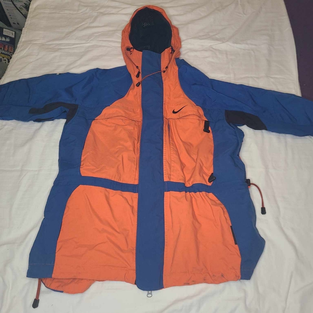 vintage 1990s Nike ACG (All Conditions Gear) Storm-F.I.T. mountain parka jacket.
